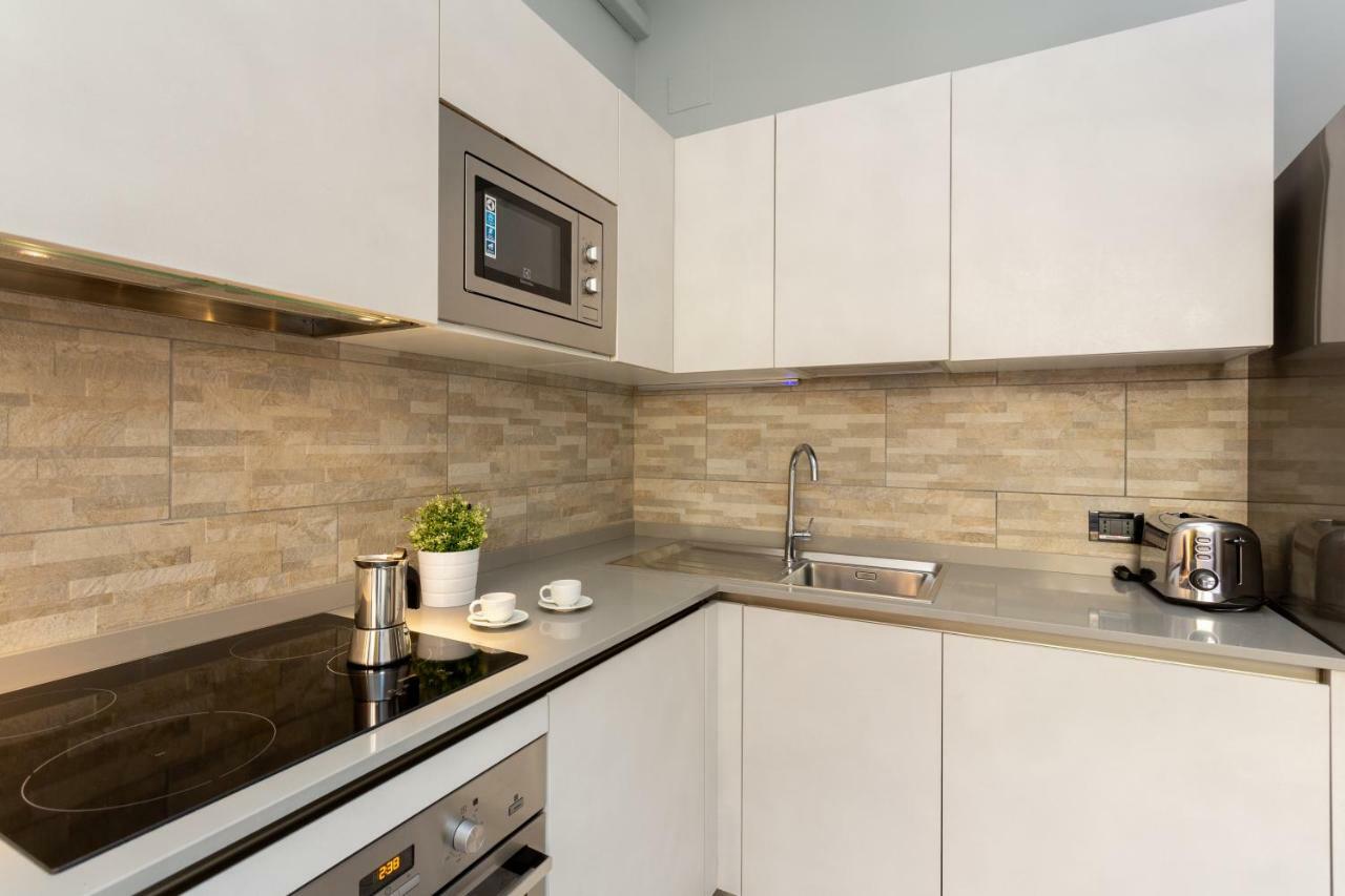 The Best Rent - Cozy Studio Apartment In Milan Downtown Екстер'єр фото